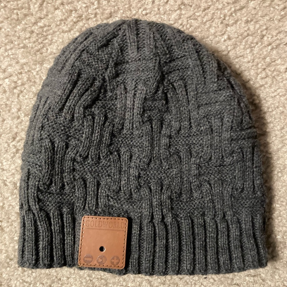 Goldworld Wireless Bluetooth Beanie